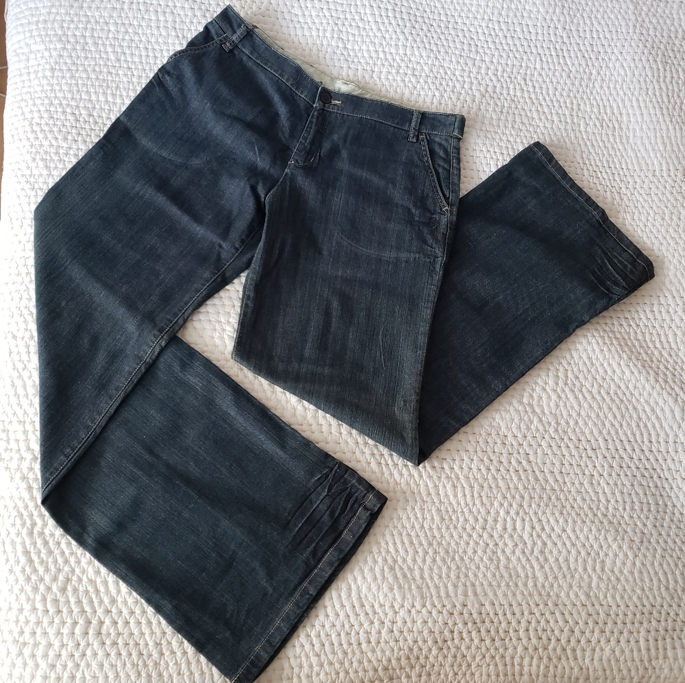 BCBG Max Azria boot cut jeans, size 31